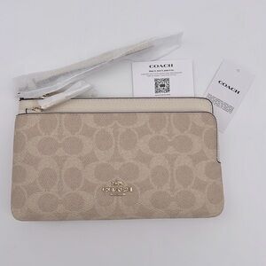 Coach Double Zip Wallet In Signature Canvas Sand/Chalk